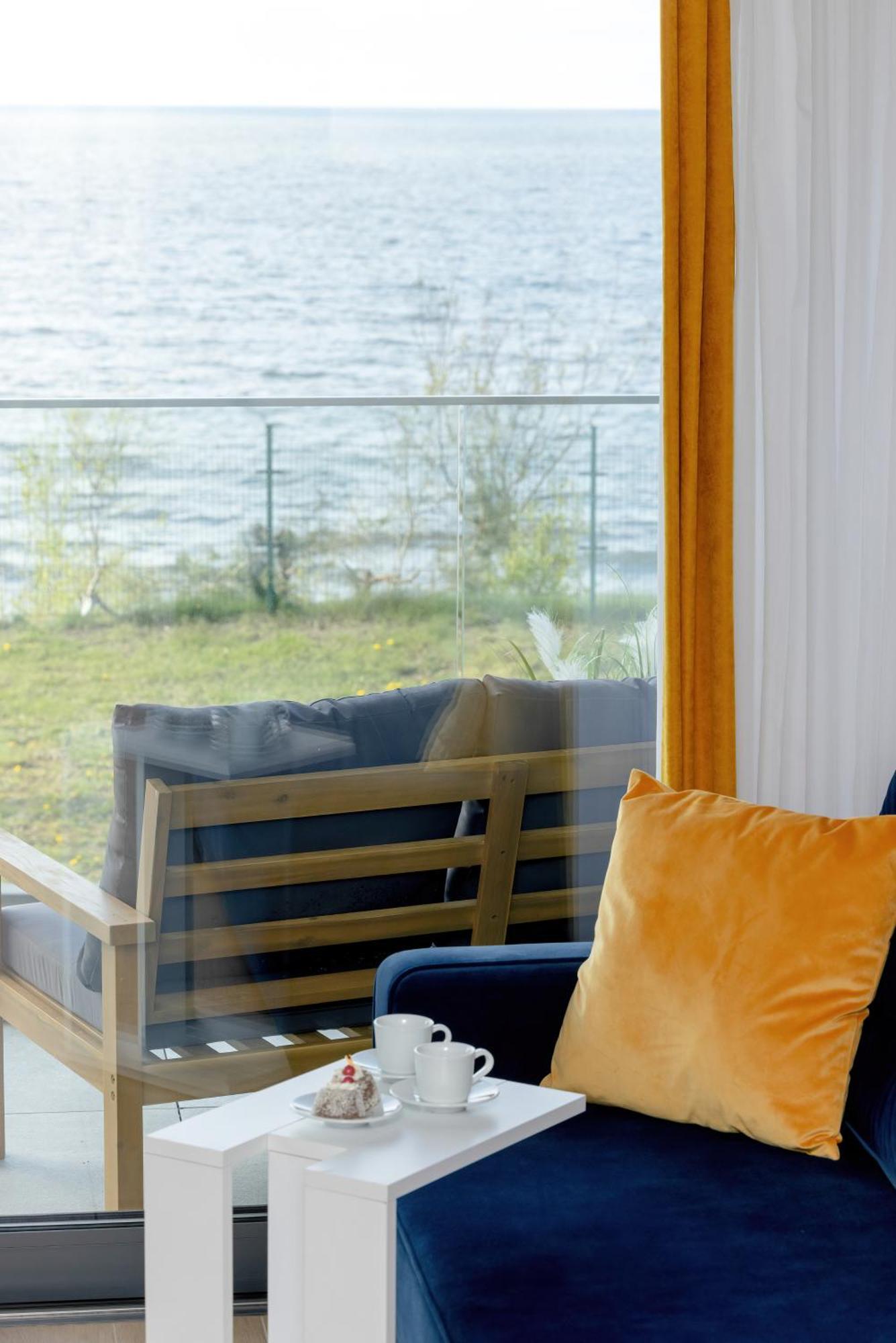 Hs Apartamenty Hevenia Sun Widok Na Morze Rewal Exteriör bild